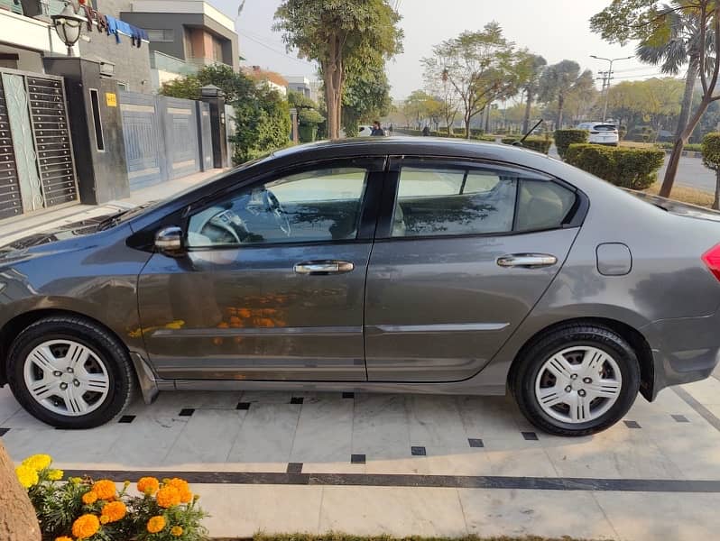 Honda City IVTEC 2018 Total Genuine 3