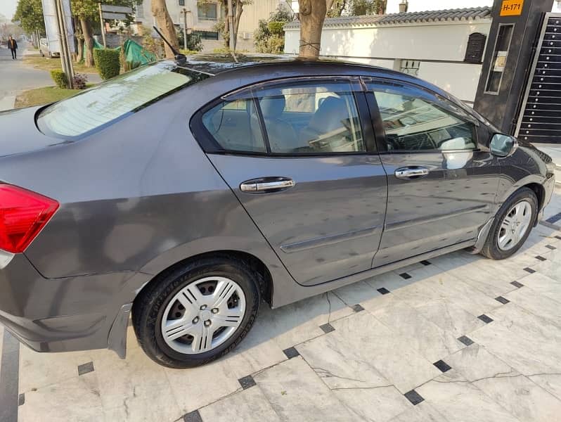 Honda City IVTEC 2018 Total Genuine 5