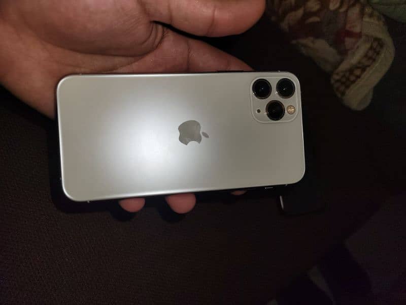 IPhone 11 pro pta 0