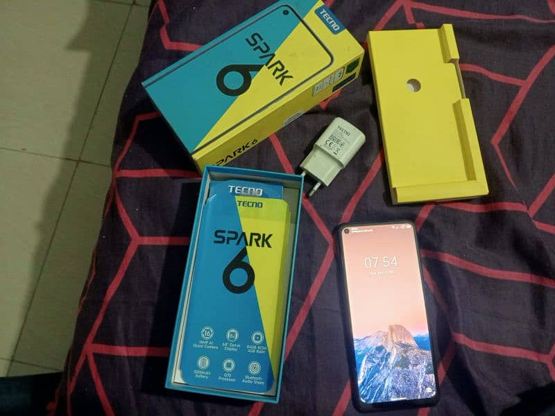 Tecno Spark 6 0