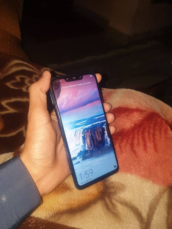 Huawei Nova 3i 6