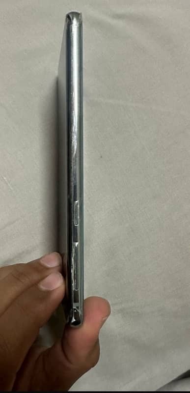 Samsung Galaxy S 10 (10/10 condition) 2