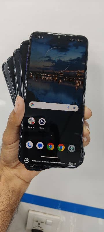 MOTO G9 Play 4/64 Dual sim approved vip price 1