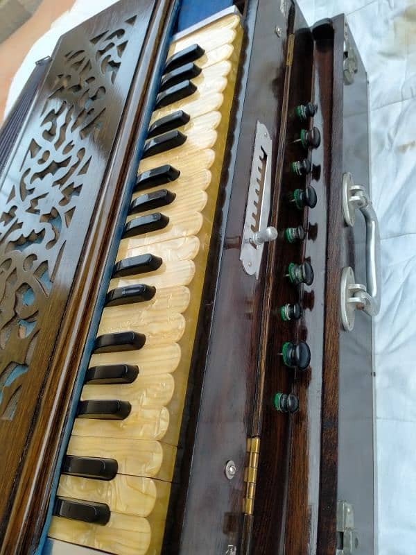 indian 3 set scale changer harmonium good sound no required work l 3