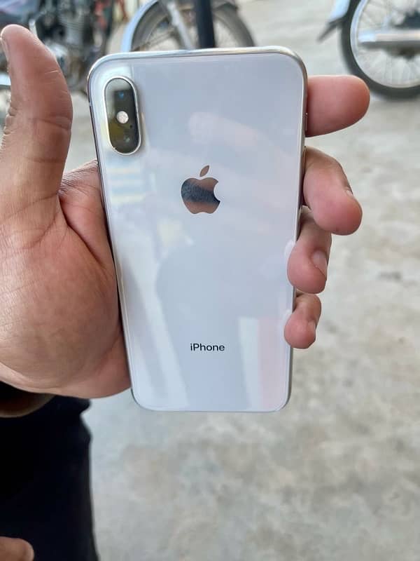 Iphone X white colour 256gb pta approved 4