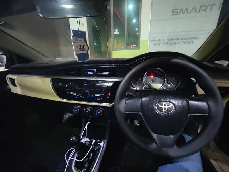 Toyota Corolla GLI 2014 8