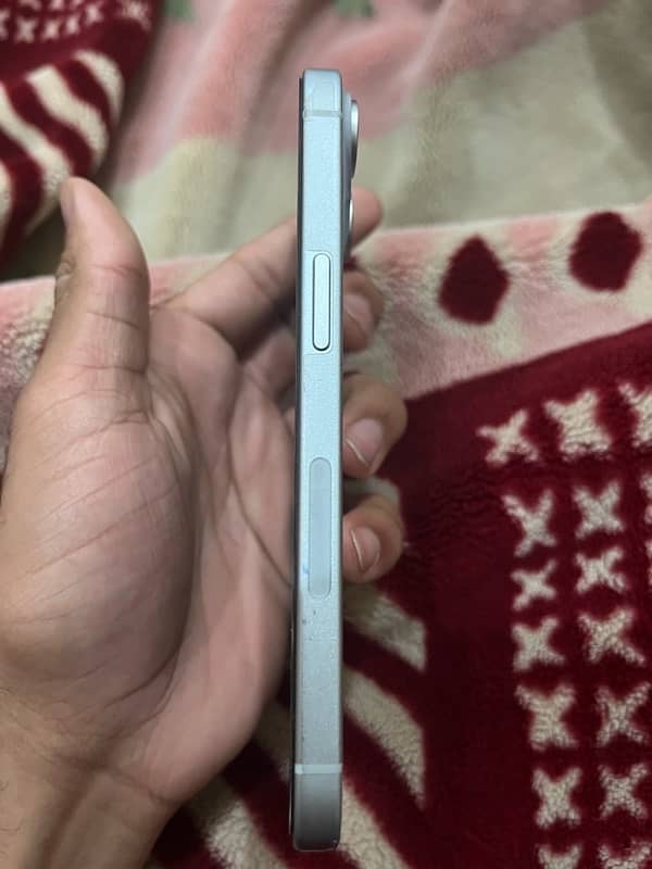 iphone 15 jv ice blue color 2