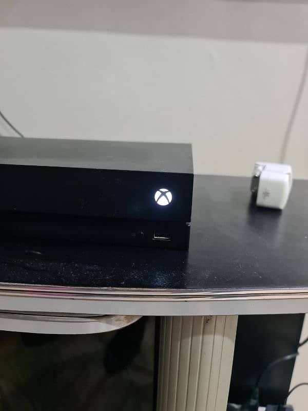 Xbox one X 13