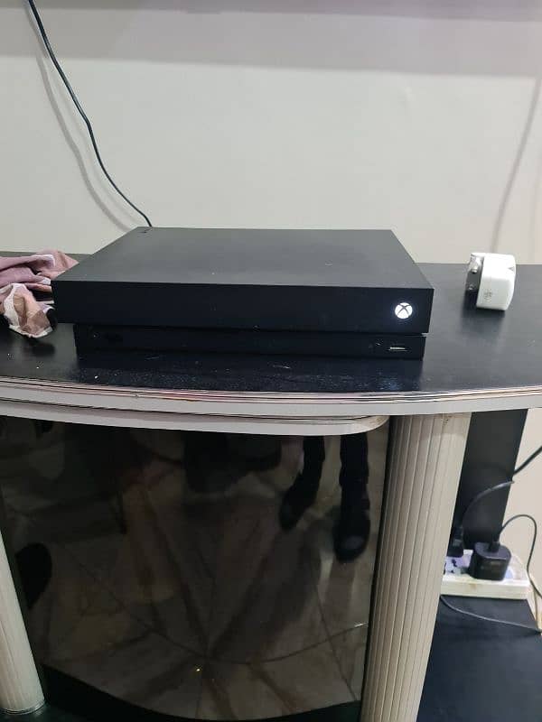 Xbox one X 14