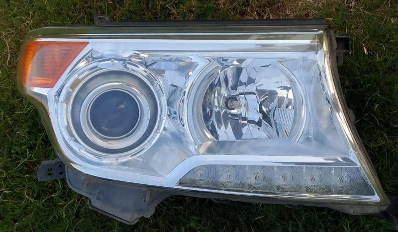 Toyota land crusier ZX 2014 headlights bumper 2