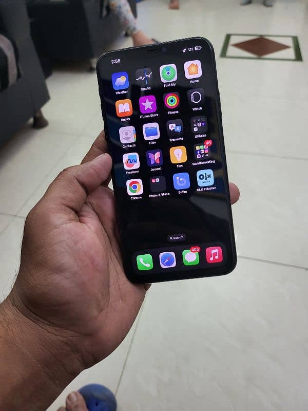 Apple IPhone 11 Pro Max Dual physical With box Approved 1