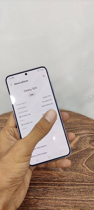 Samsung S24 5G Sim+Esim approved 8/128 Fresh VIP PRICE 3