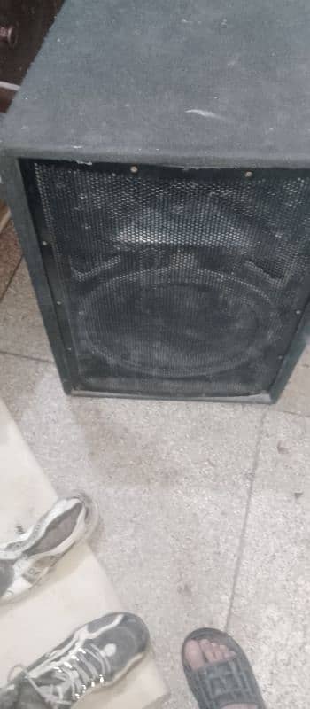 speaker DJ 2