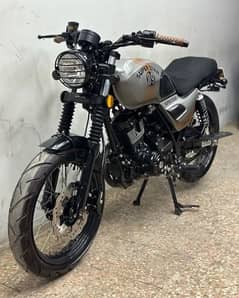 HI SPEED FALCON 150 (cae racer / scrambler)