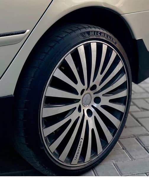 19” inch rims with tyres 1