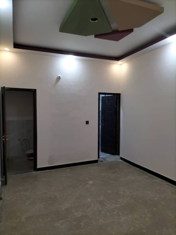 120 sq yards brand new portion for rent in Malik society 0