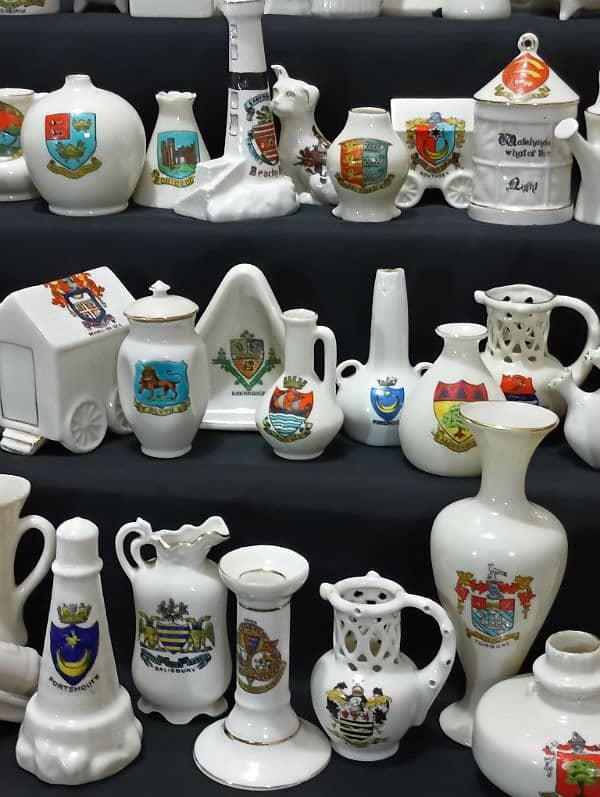 Armorial Ware 2