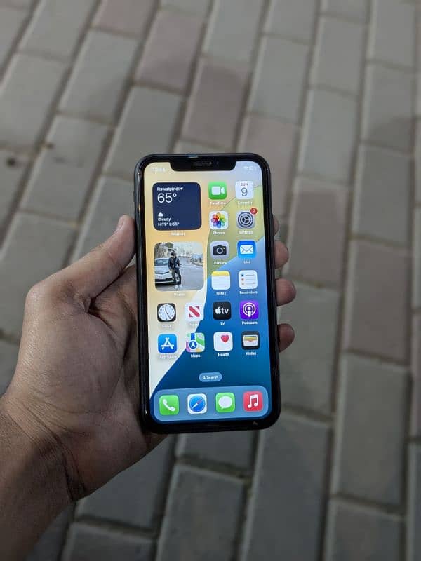 iphone XR 5