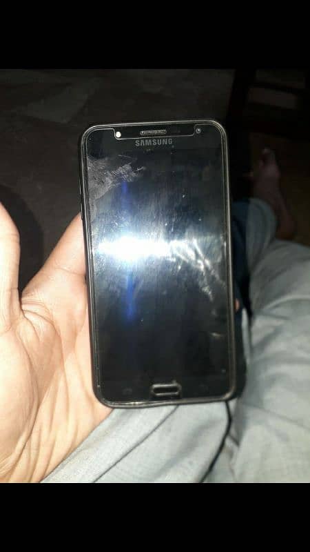 Samsung Galaxy j7 core 3 32 1