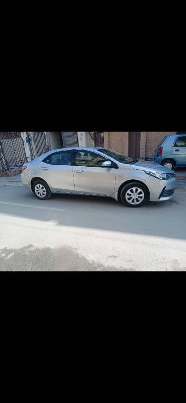 Toyota Corolla GLI 2018 (03247607332) 2