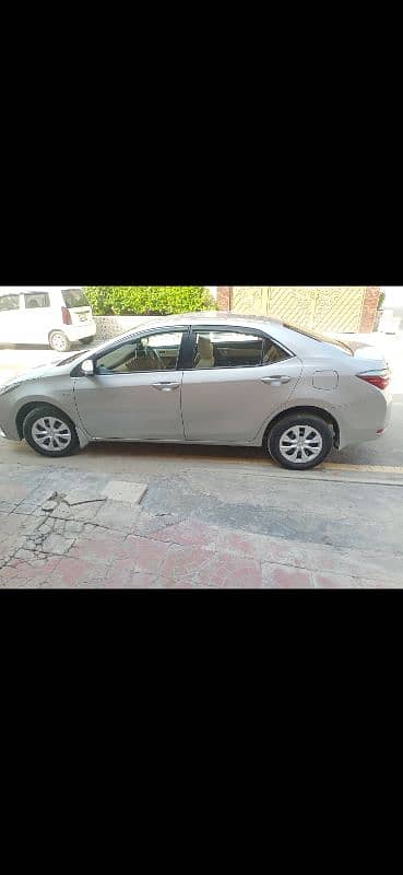 Toyota Corolla GLI 2018 (03247607332) 3