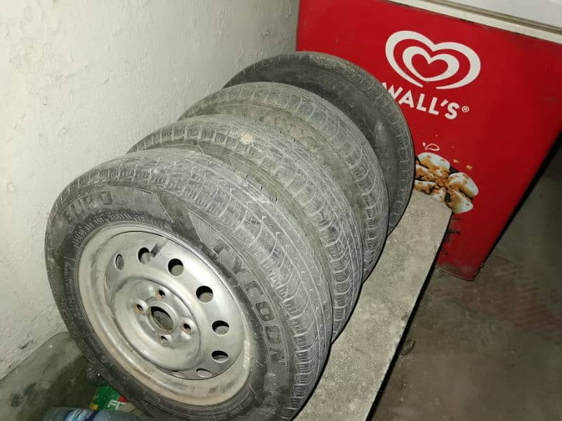 tyre for sale 3