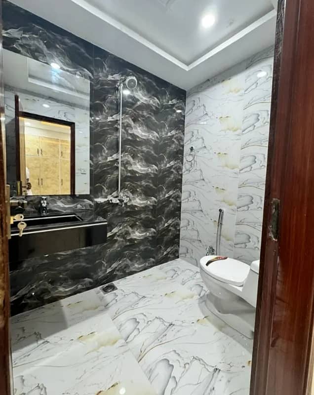 Fully Renovated Tile Floor Flat For Sale G-11/4 PHA D-Type First Floor 6