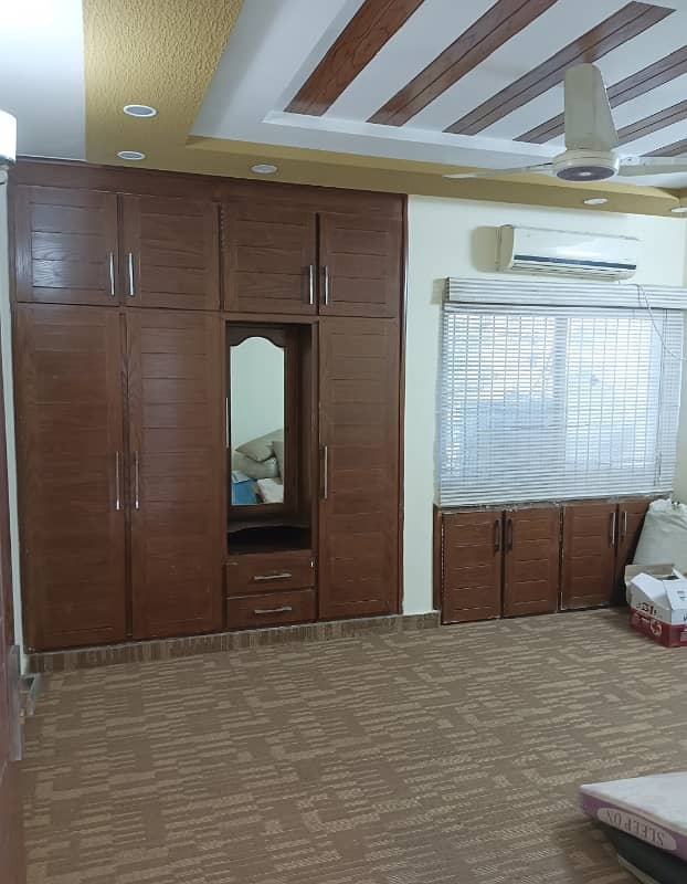 G-11/4 PHA C-Type Fully Renovated And Sami Furnished Flat For Rent 13