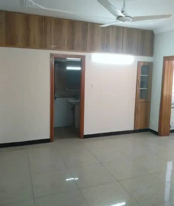 G-11/4 PHA C-Type Fully Renovated Tile Floor Flat For Rent, 3rd Floor 8