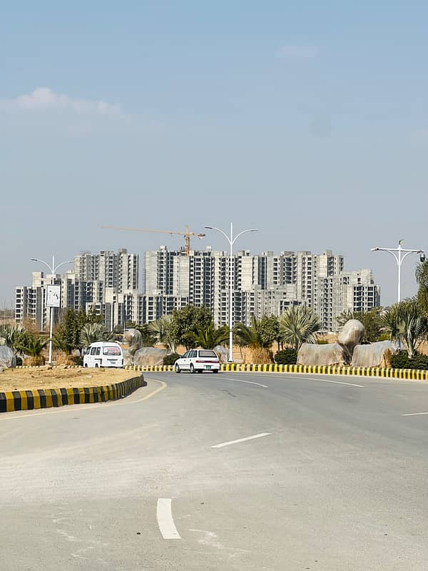 10 MARLA PLOT AVAILABLE FOR SALE IN GULBERG GREEN ISLAMABAD 7