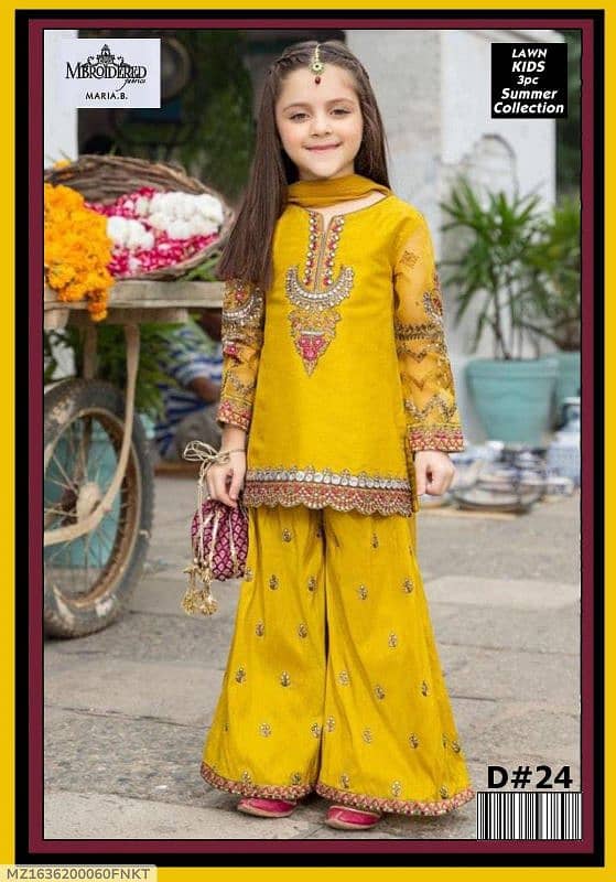 3 Pcs Girl's Lawn Embroidered Unstitched Suit 4