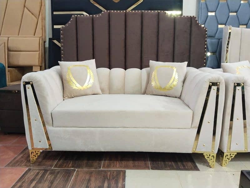 brand New elegant design sofa set in master molty foam 1