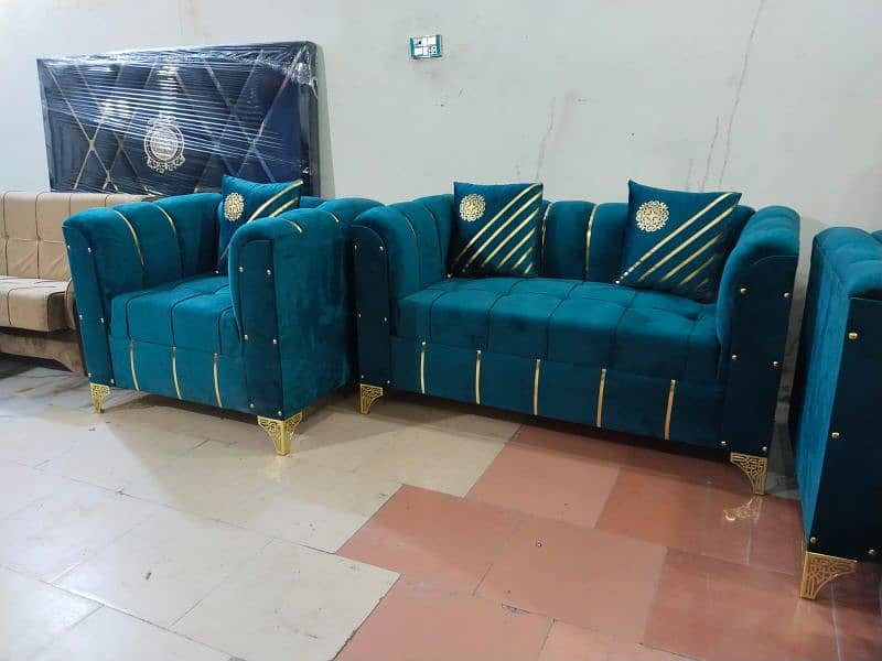 brand New elegant design sofa set in master molty foam 13