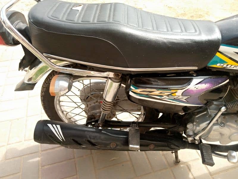 Honda CG 125 6