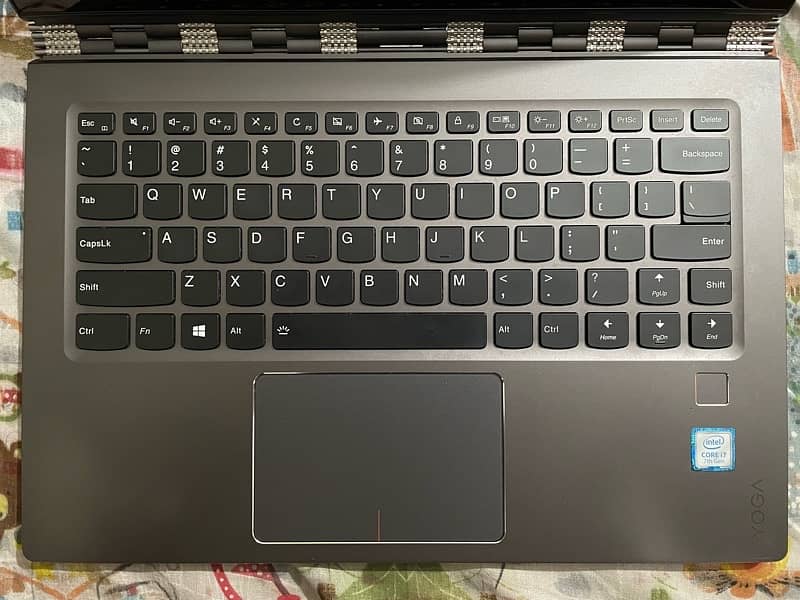 Lenovo Yoga 910 i7 7th gen 3