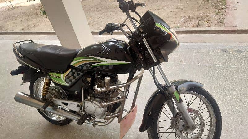 Honda deluxe 125 in reasonable price 0