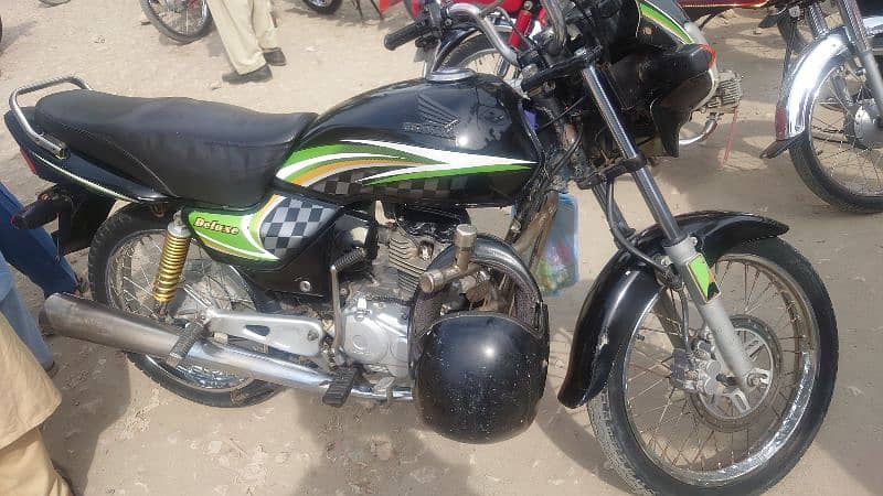 Honda deluxe 125 in reasonable price 3