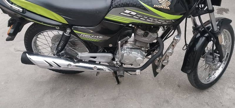 Honda Deluxe 2018 model 109 serial Swabi Number 7