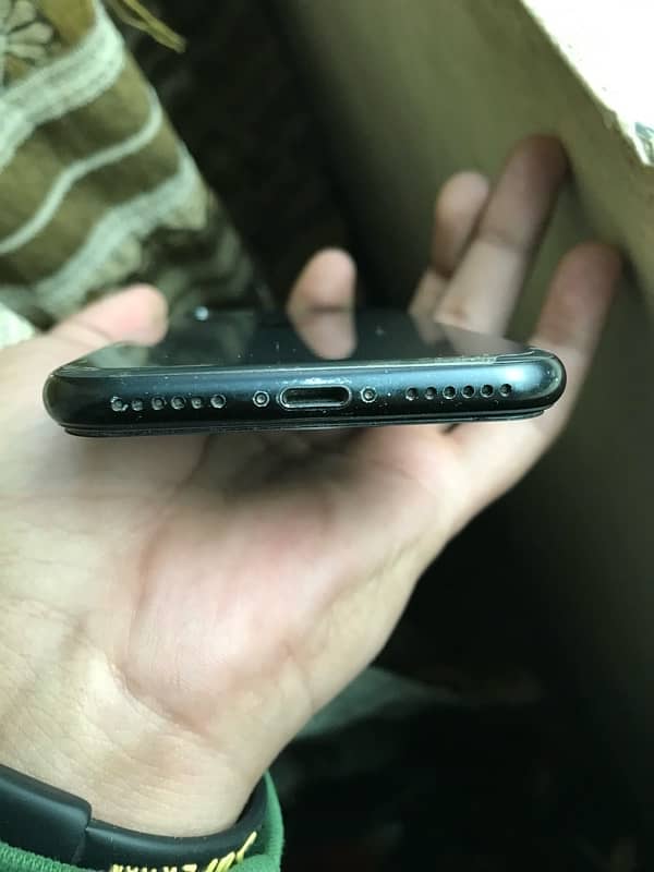 iPhone se 2nd generation non-pta jv 1