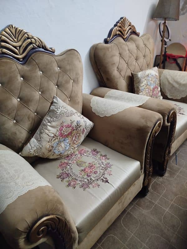 5 seater sofa set with table 5