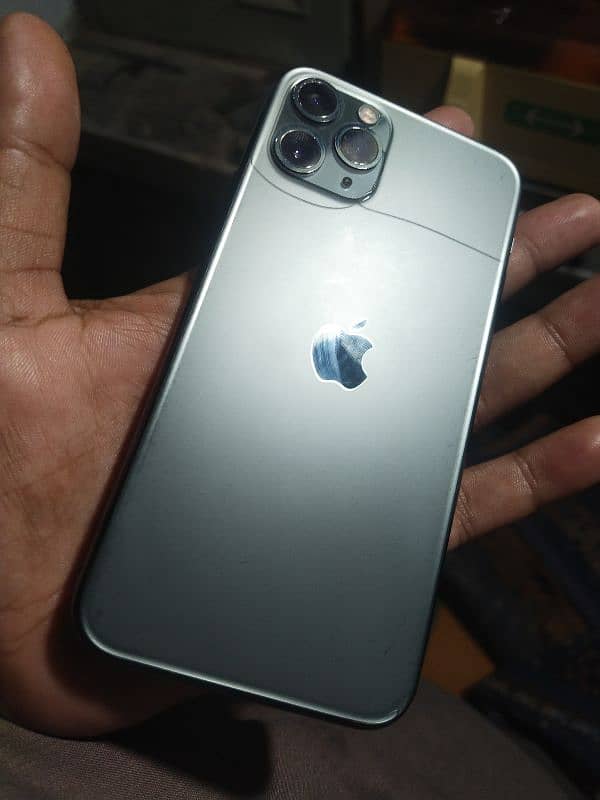 iphone 11 pro 2