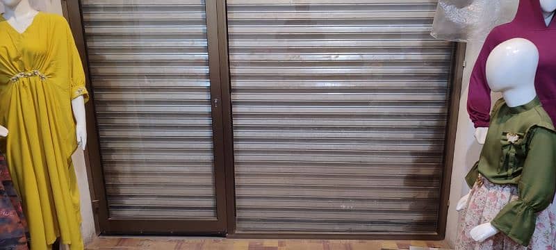 Aluminum Door in a Brand new condition 3