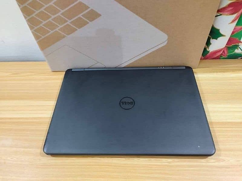 Dell e7450 core i5 5th gen 8Gb 128GB 1