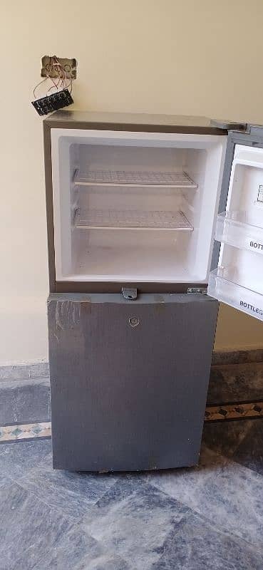 Haier fridge 0