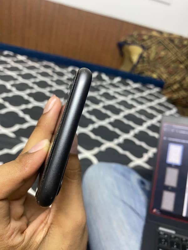 iphone 11 waterpack non pta factory unlock black 4