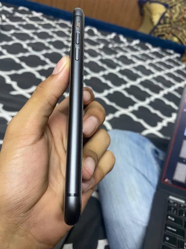 iphone 11 waterpack non pta factory unlock black 6