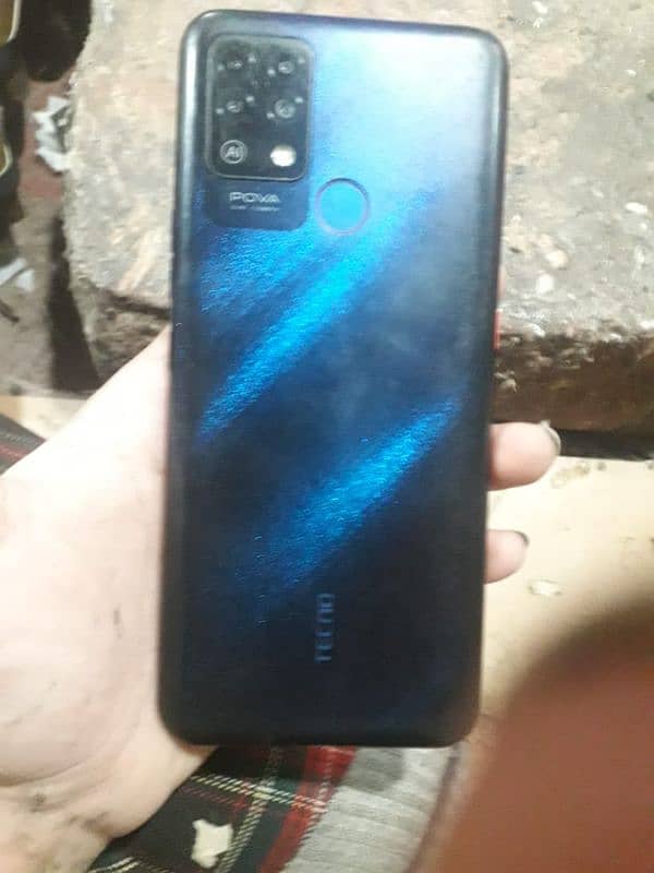 Tecno Pova 6ram 128rom 3