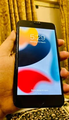 I Phone 7 Plus 128gb PTA Approved (Read Description)