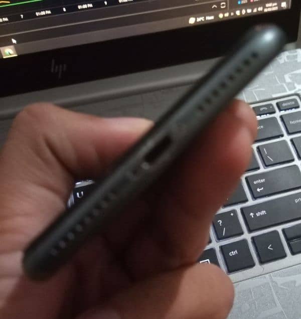 IPhone 8 plus non PTA 2