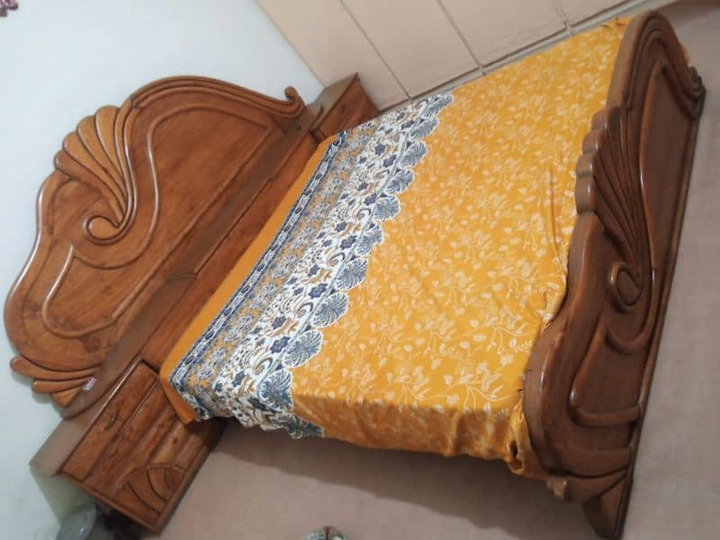 pure wood bed 1